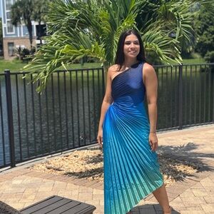 Blue Ombre One Shoulder Pleated Dress | Elegant Summer Dress size M